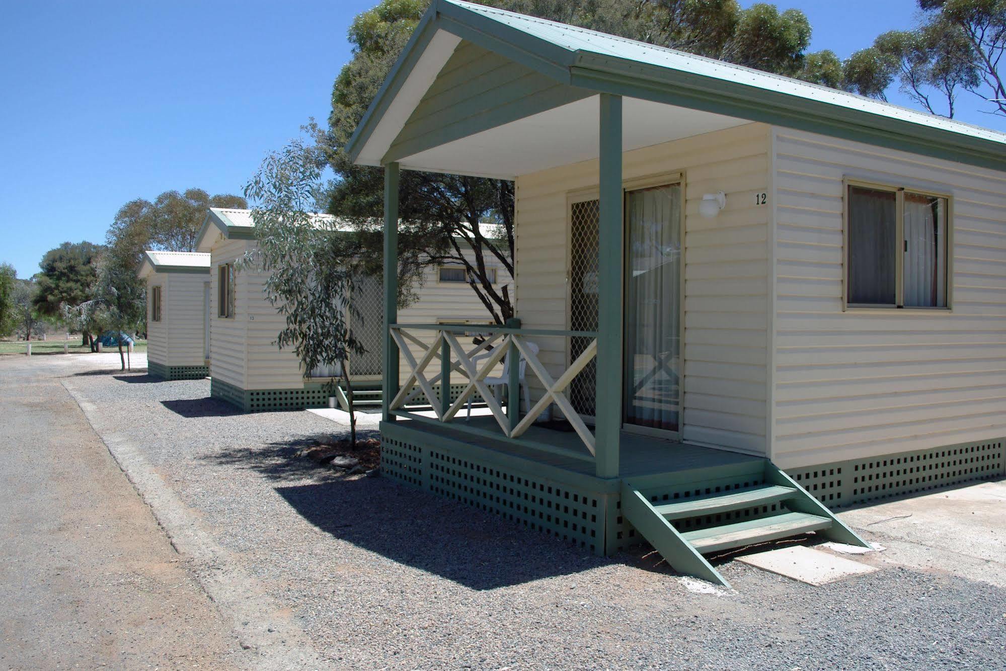 Acclaim Gateway Caravan Park Dundas Dış mekan fotoğraf